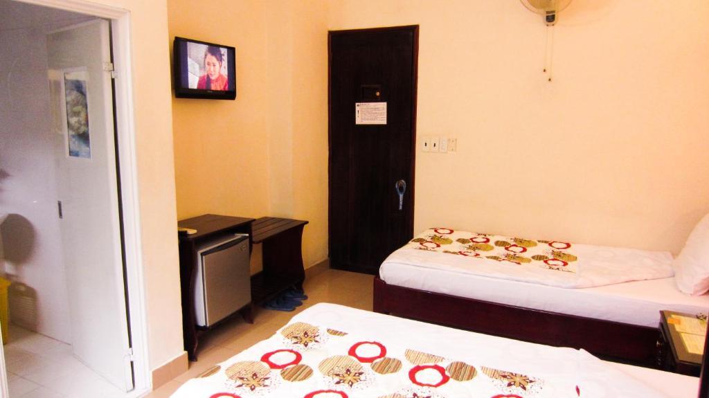 Binh Minh Sunrise Hue Hotel Room photo