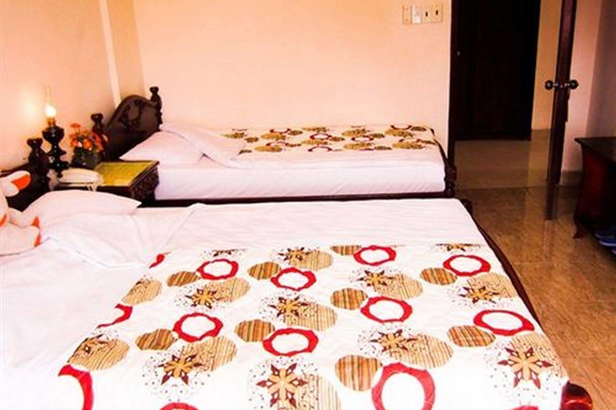Binh Minh Sunrise Hue Hotel Exterior photo